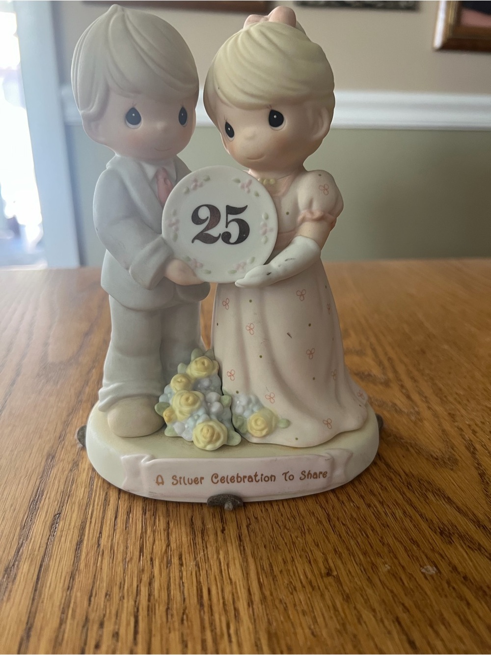 Precious Moments Anniversary Couple Figurine - Pale Pink & Cream